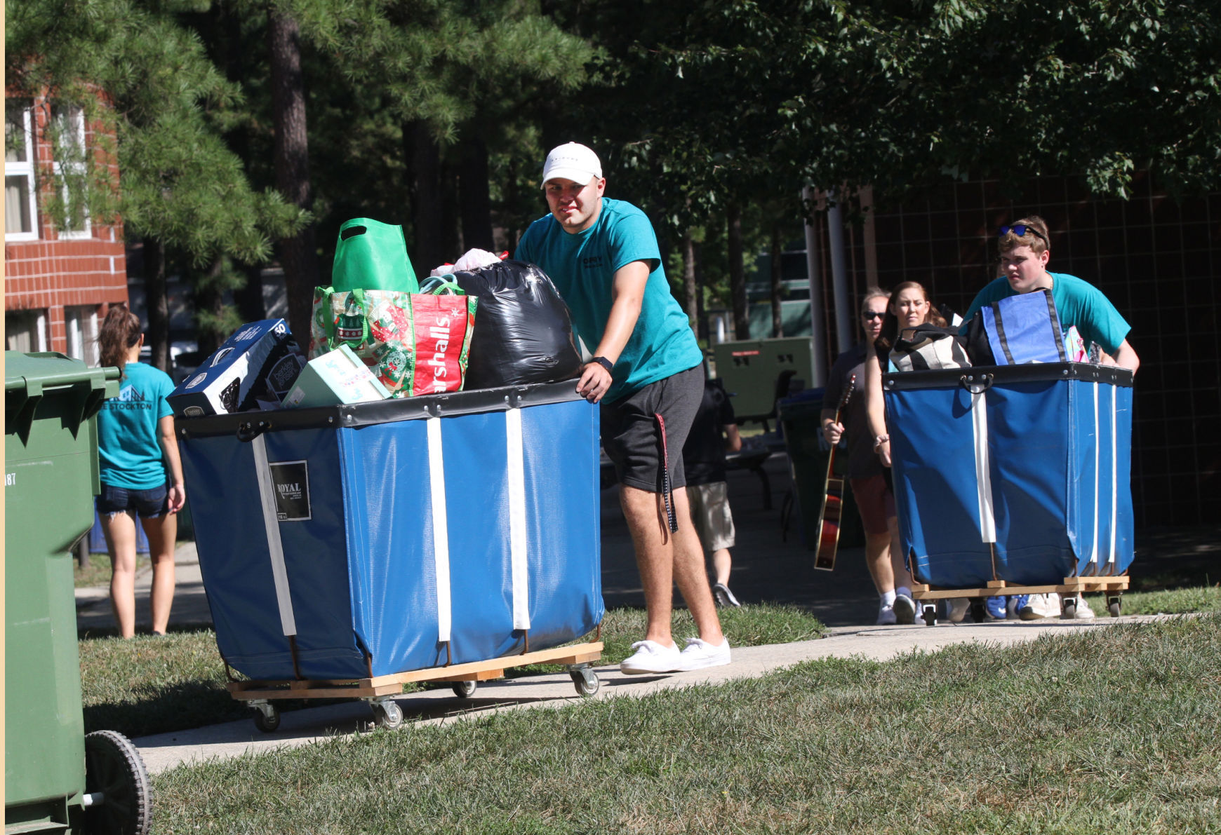Stockton move in day
